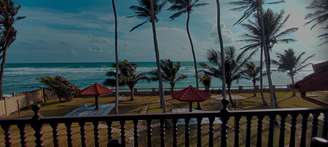 Nu-Vin Beach Hotel Ахангама Екстериор снимка