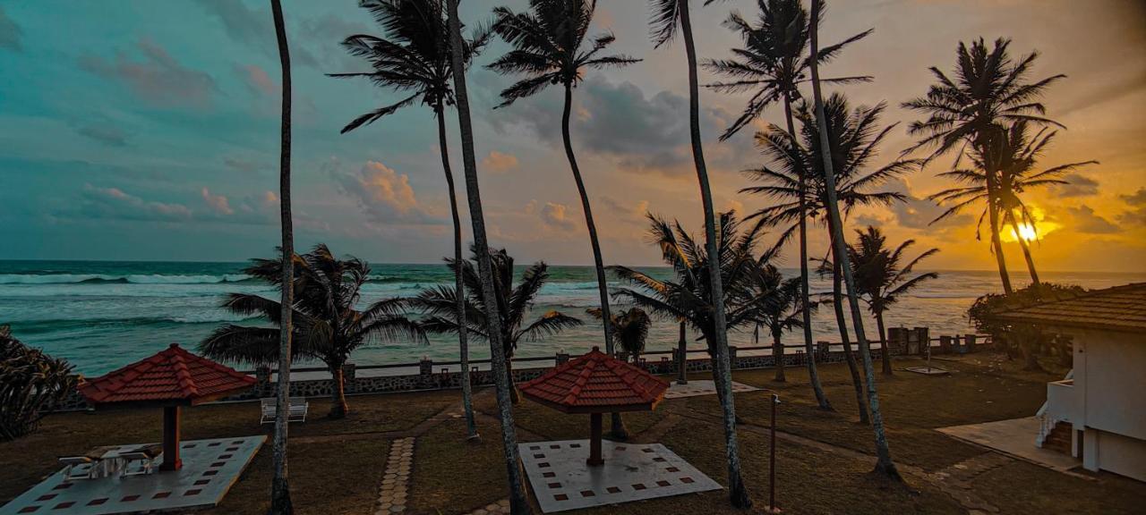 Nu-Vin Beach Hotel Ахангама Екстериор снимка