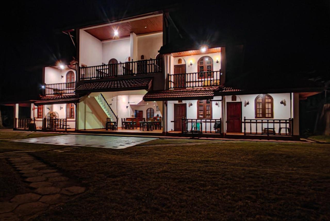 Nu-Vin Beach Hotel Ахангама Екстериор снимка