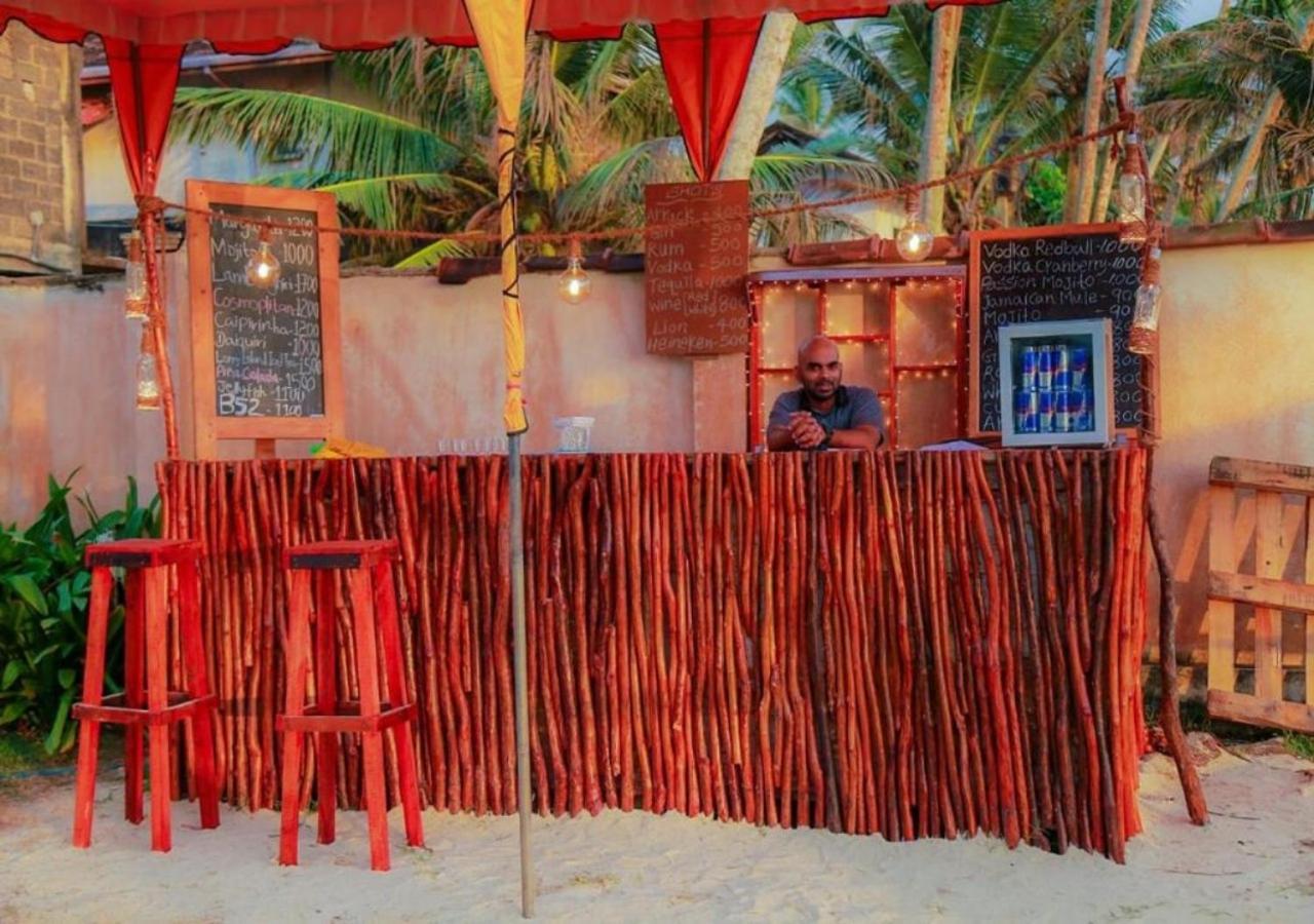 Nu-Vin Beach Hotel Ахангама Екстериор снимка