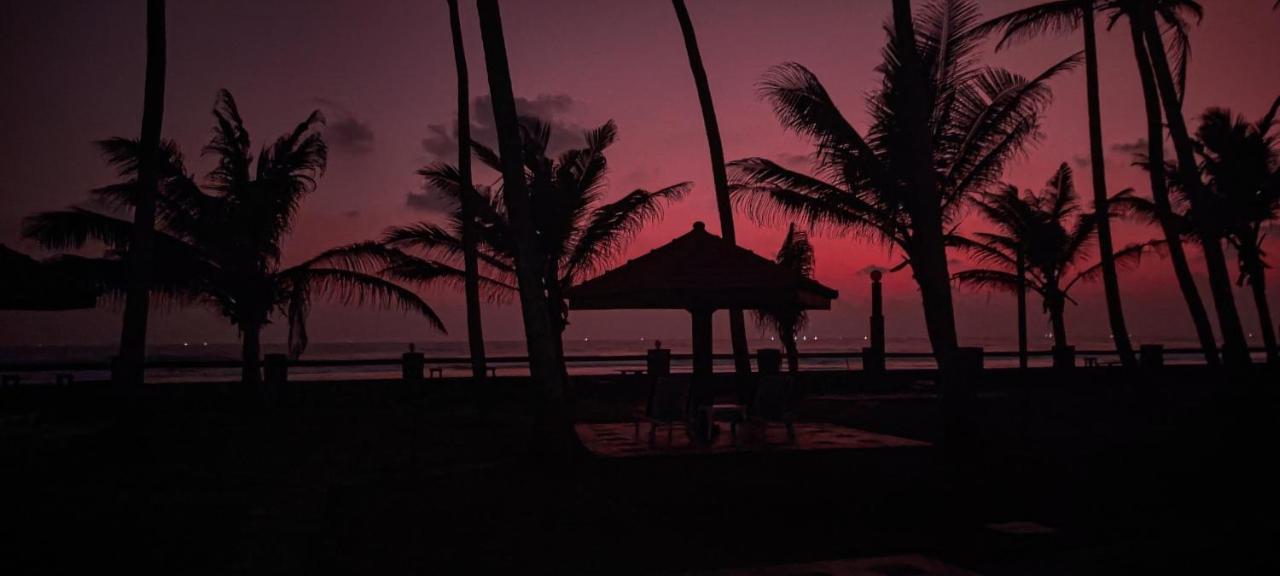 Nu-Vin Beach Hotel Ахангама Екстериор снимка