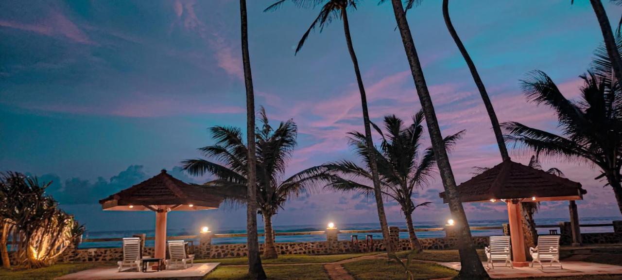 Nu-Vin Beach Hotel Ахангама Екстериор снимка